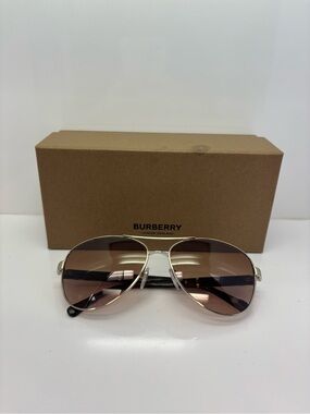 Burberry  Sunglasses